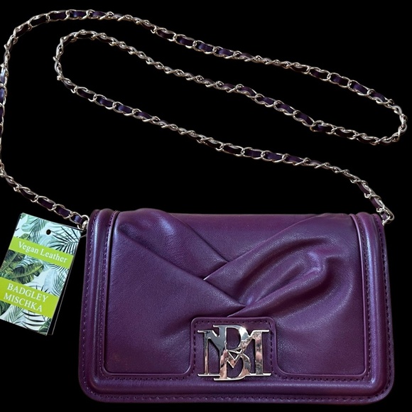 New Badgley Mischka plum crossbody/clutch - Picture 8 of 13